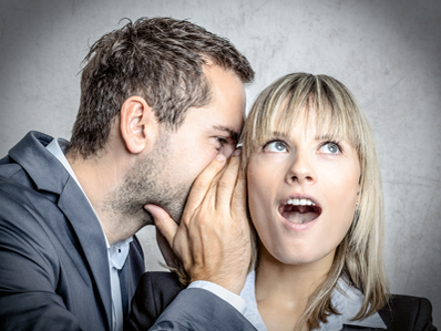 Wie man sagt, ob Ihr Mann auf einer Dating-Website ist